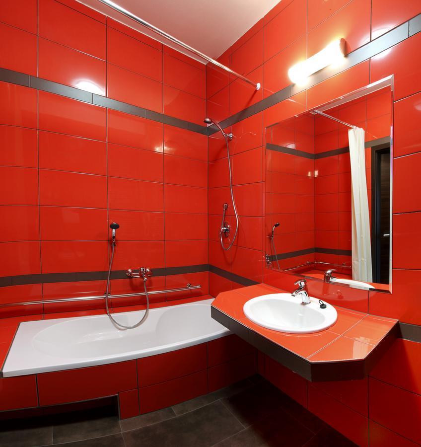 Hotel Vinopa Hustopeče Exteriör bild